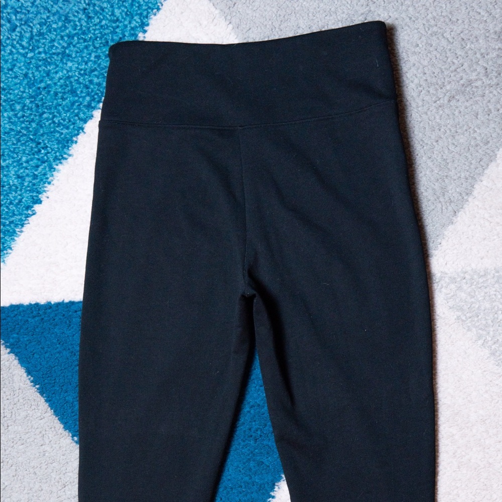 Assets by Spanks Leggins. Size medium